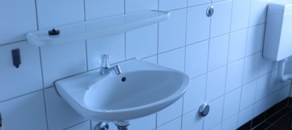 Квартира с 2 спальнями в Фюрт, Германия № 186676 4