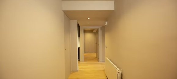 2 bedrooms Apartment in Ciutat Vella, Spain No. 25637 5