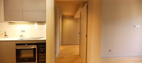 2 bedrooms Apartment in Ciutat Vella, Spain No. 25637 15