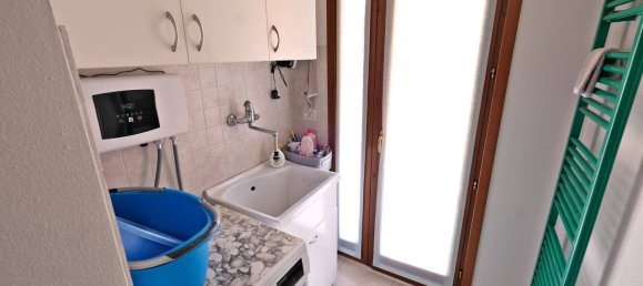 Apartamento de 3 dormitorios en Verona, Italy No. 196666 29