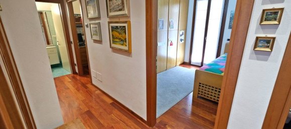 Apartamento de 3 dormitorios en Verona, Italy No. 196666 19