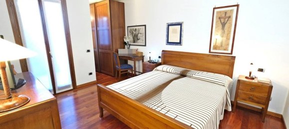 Apartamento de 3 dormitorios en Verona, Italy No. 196666 13