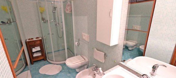 Apartamento de 3 dormitorios en Verona, Italy No. 196666 27