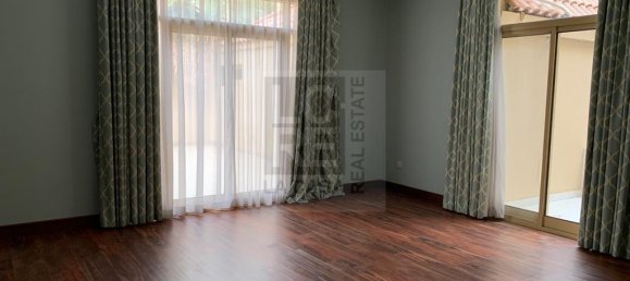 5 bedrooms Villa in Al Raha Golf Gardens, UAE No. 6017 15