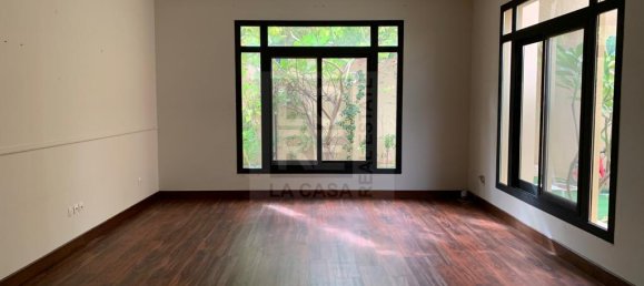 5 bedrooms Villa in Al Raha Golf Gardens, UAE No. 6017 10