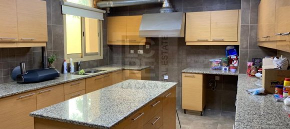 5 bedrooms Villa in Al Raha Golf Gardens, UAE No. 6017 12