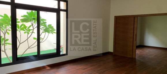 5 bedrooms Villa in Al Raha Golf Gardens, UAE No. 6017 7