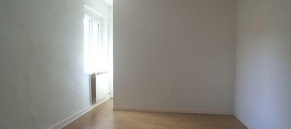 3 bedrooms House in Rive-de-Gier, France No. 321337 9