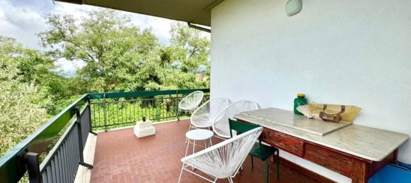 3 bedrooms House in Massa, Italy No. 349432 3