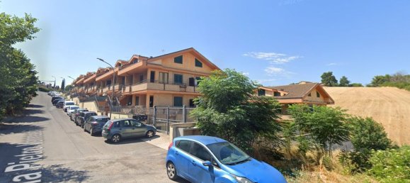 Apartamento de 4 dormitorios en Guidonia Montecelio, Italy No. 344362 2