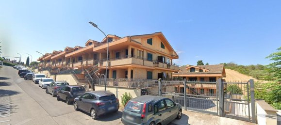 Apartamento de 4 dormitorios en Guidonia Montecelio, Italy No. 344362 4
