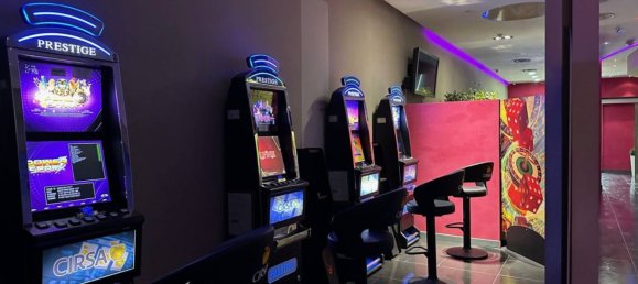 5-Zimmer Gewerbliche Immobilie in Montesilvano, Italy, Nr. 96093 23