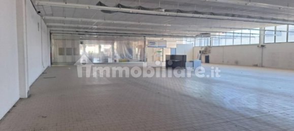 Almacén en Padua, Italy 2948 m² No. 320965 8