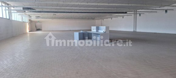 Almacén en Padua, Italy 2948 m² No. 320965 4