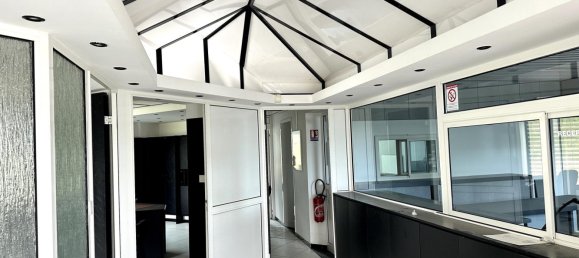 Propiedad comercial en Remiremont, France 800 m² No. 242704 3