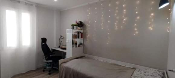 2 bedrooms Apartment in Madrid, Spain No. 168993 4