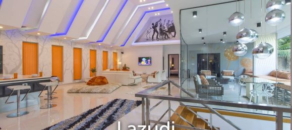 4 bedrooms Villa in Pattaya, Thailand No. 14746 2