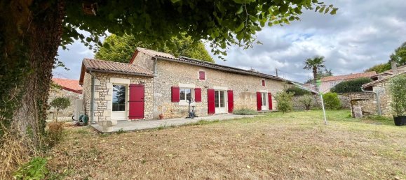 4 rooms House in Charente, France No. 338092 3