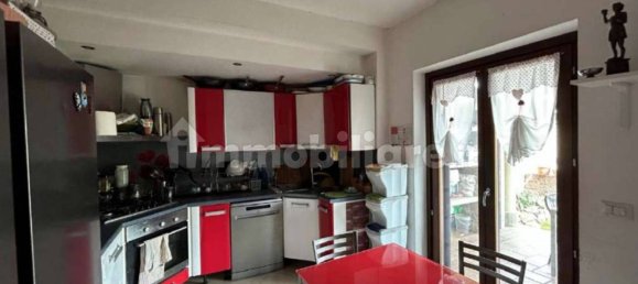 3 bedrooms House in Pomezia, Italy No. 12624 26