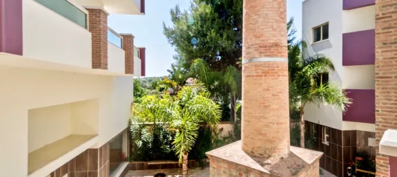 409m² Commercial property in Ferragudo, Portugal No. 138165 9