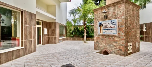 409m² Commercial property in Ferragudo, Portugal No. 138165 7