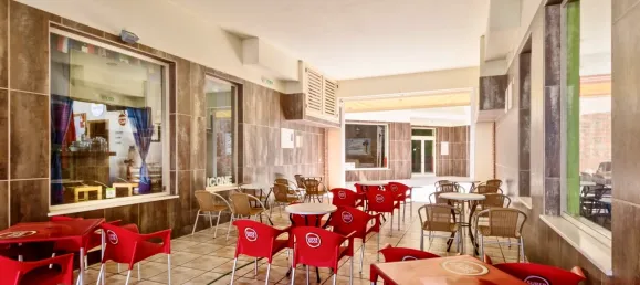 409m² Commercial property in Ferragudo, Portugal No. 138165 6