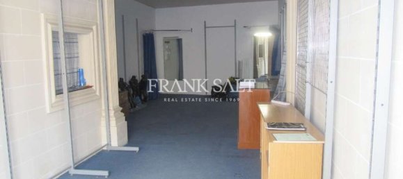 Magasin à Qormi, Malta 34m² No. 12613 2
