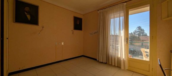 6 bedrooms House in Agde, France No. 193034 8