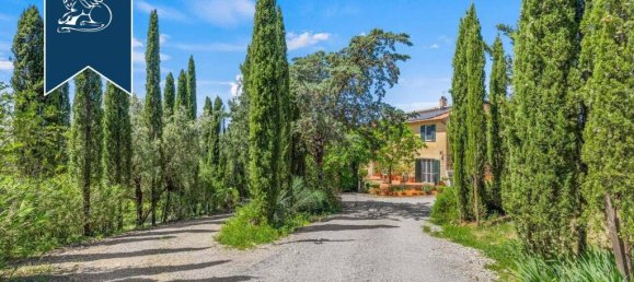6 Schlafzimmer Grundstück in Manciano, Italy, Nr. 320303 3