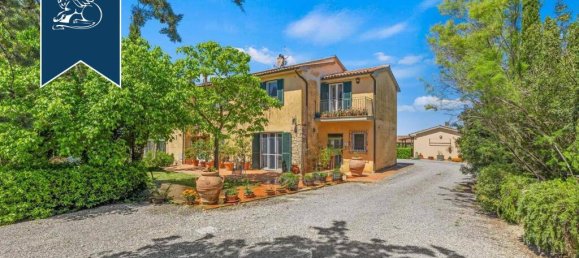 6 Schlafzimmer Grundstück in Manciano, Italy, Nr. 320303 4