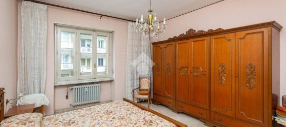 2 chambres Appartement à Turin, Italy No. 52624 4