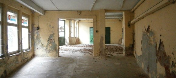 300m² Building in Gera, Germany No. 283791 3