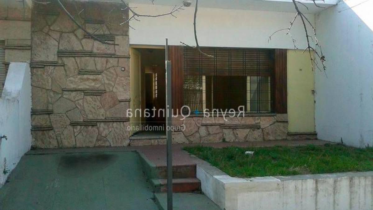 2 bedrooms House in Cordoba, Argentina No. 51316