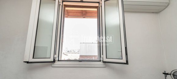 Квартира с 2 комнатами в Милан, Италия № 259084 8