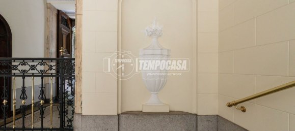 Квартира с 2 комнатами в Милан, Италия № 259084 28