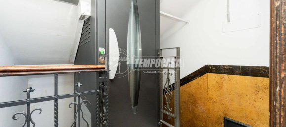 Квартира с 2 комнатами в Милан, Италия № 259084 22