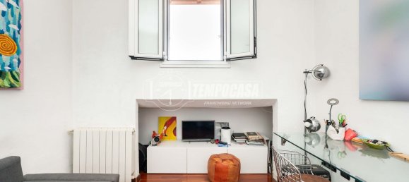 Квартира с 2 комнатами в Милан, Италия № 259084 6