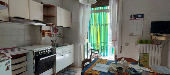 4 bedrooms Apartment in Pesaro, Italy No. 374085 9