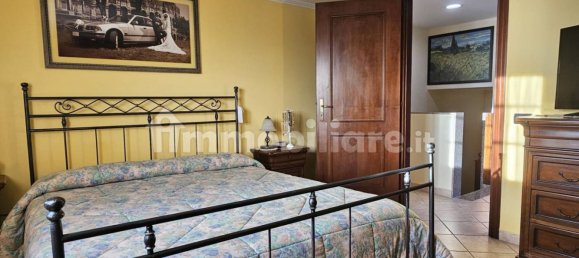4 Schlafzimmer Villa in Guidonia Montecelio, Italy, Nr. 195326 10