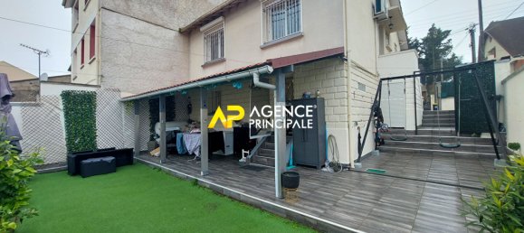 Casa de 5 dormitorios en Argenteuil, France No. 139206 11