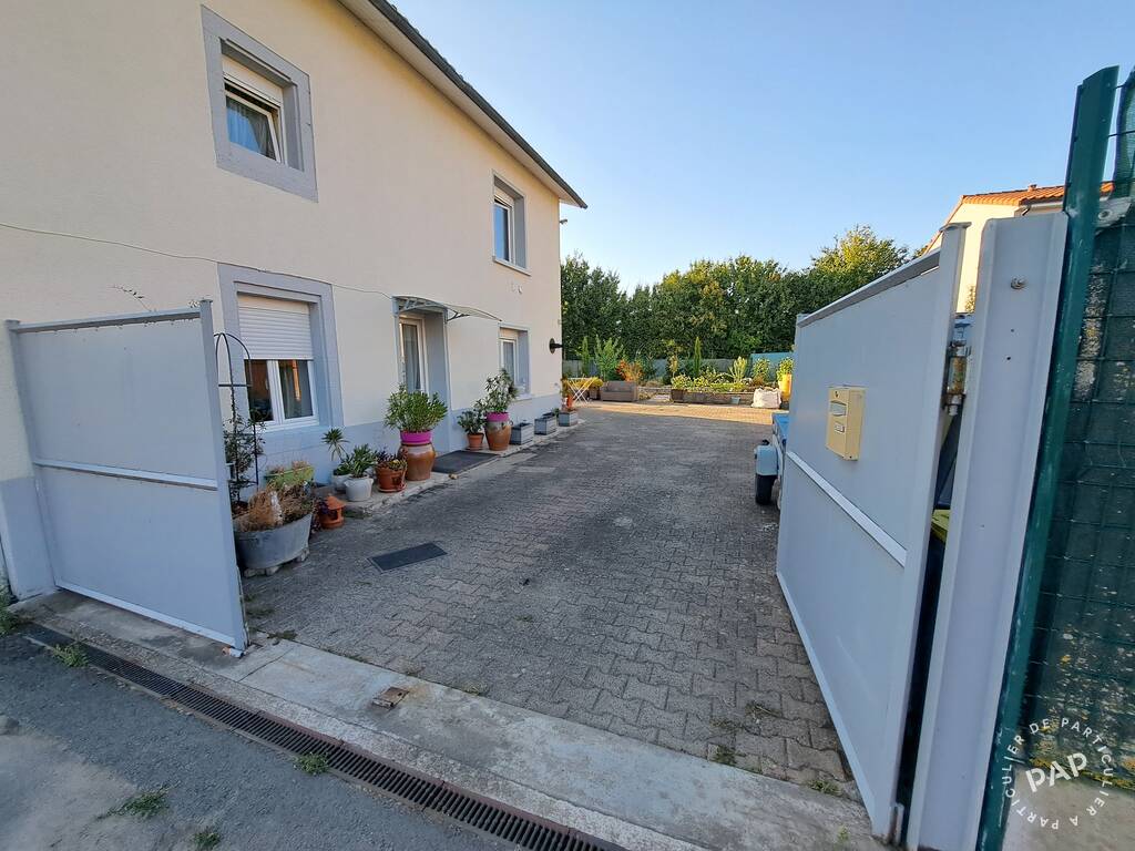 Дом с 3 спальнями в Пюи-де-Дом, Франция № 358214