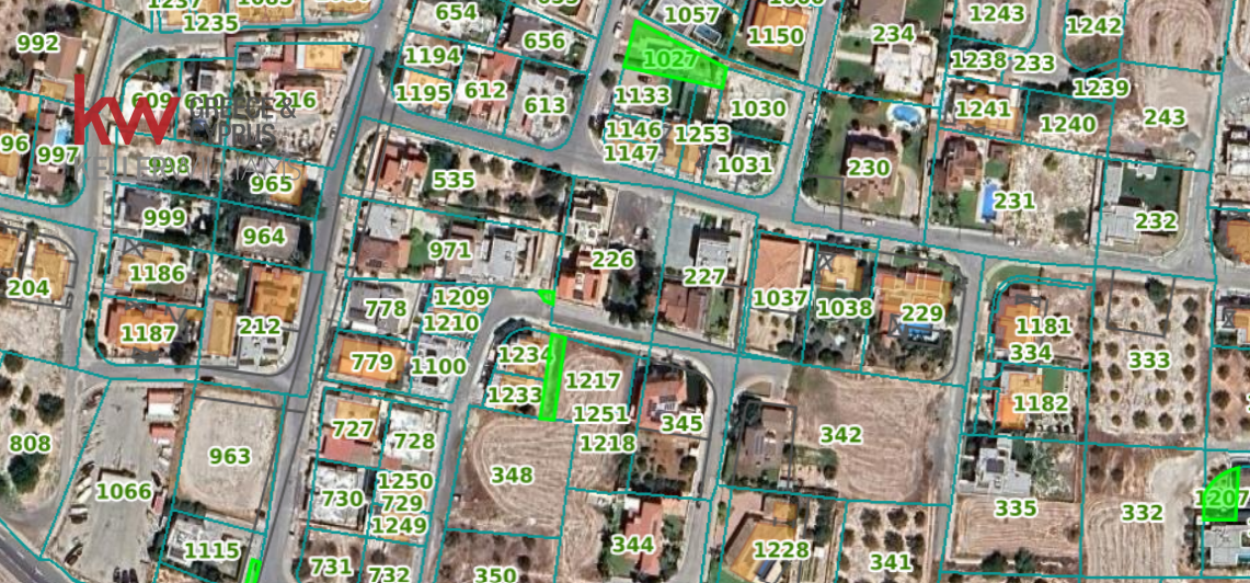 712m² terrain à vendre à Larnaka, Cyprus № 26503