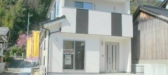 4 bedrooms House in Yamaguchi, Japan No. 1776 2