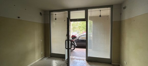 Oficina en Concesio, Italy 65 m² No. 14316 23