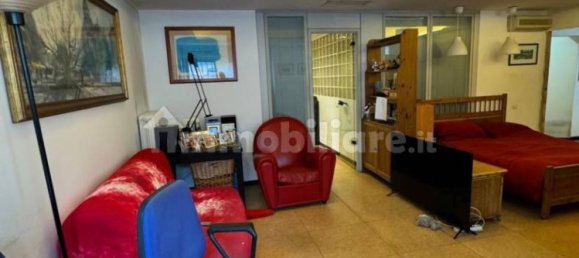 3 bedrooms Apartment in Rome, Italy No. 333645 22