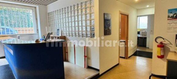 3 bedrooms Apartment in Rome, Italy No. 333645 3