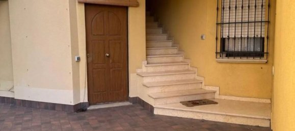 Apartamento de 4 dormitorios en Monte Grimano Terme, Italy No. 324290 8