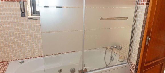 Квартира с 3 спальнями в Одивелаш, Португалия № 126230 40