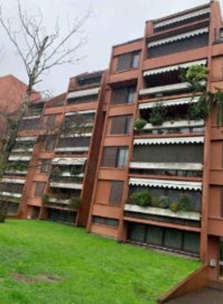 4-salle Appartement à Basiglio, Italy No. 139092