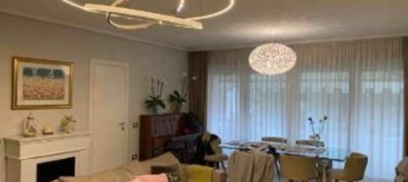 4-salle Appartement à Basiglio, Italy No. 139092 7